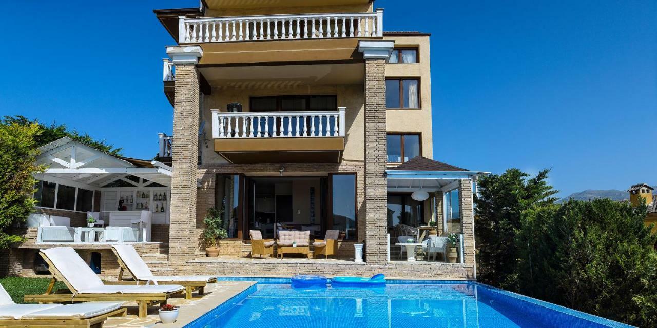 Villa Deluxe Sight Ioannina Bagian luar foto