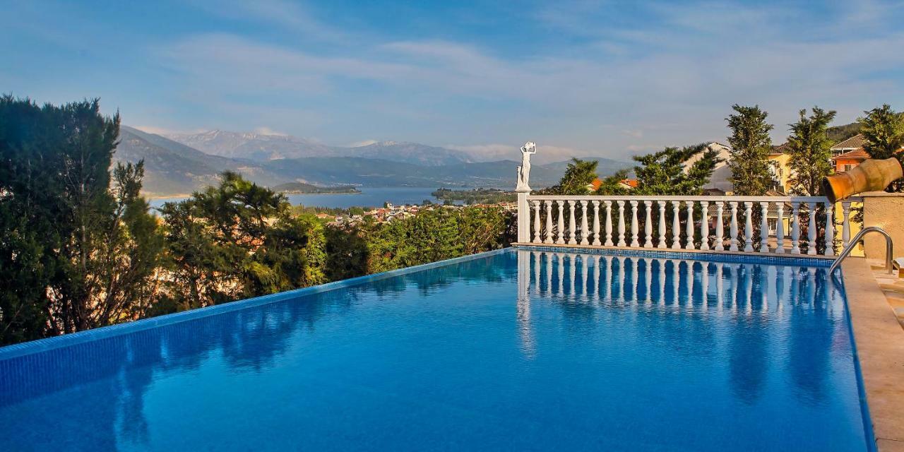 Villa Deluxe Sight Ioannina Bagian luar foto